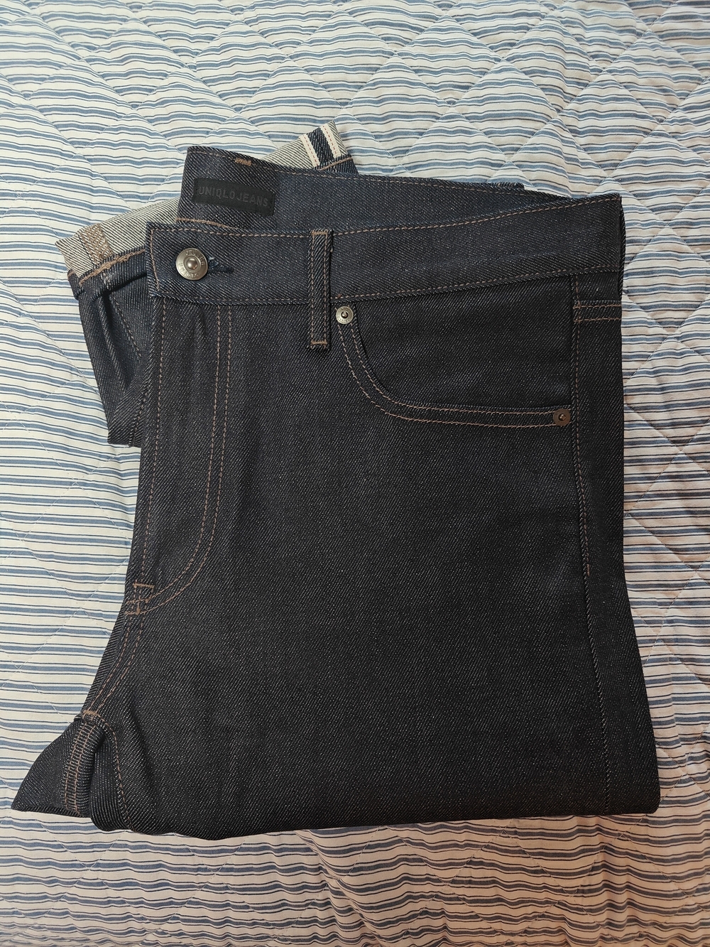 Uniqlo Kaihara Selvedge Slim Straight Jeans Mens 34x32 Dark Indigo Raw Denim